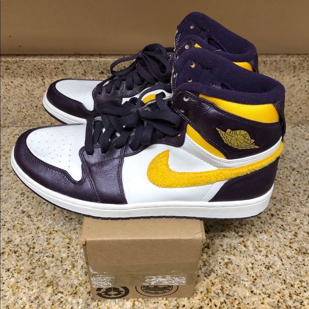 Nike Air Jordan 1